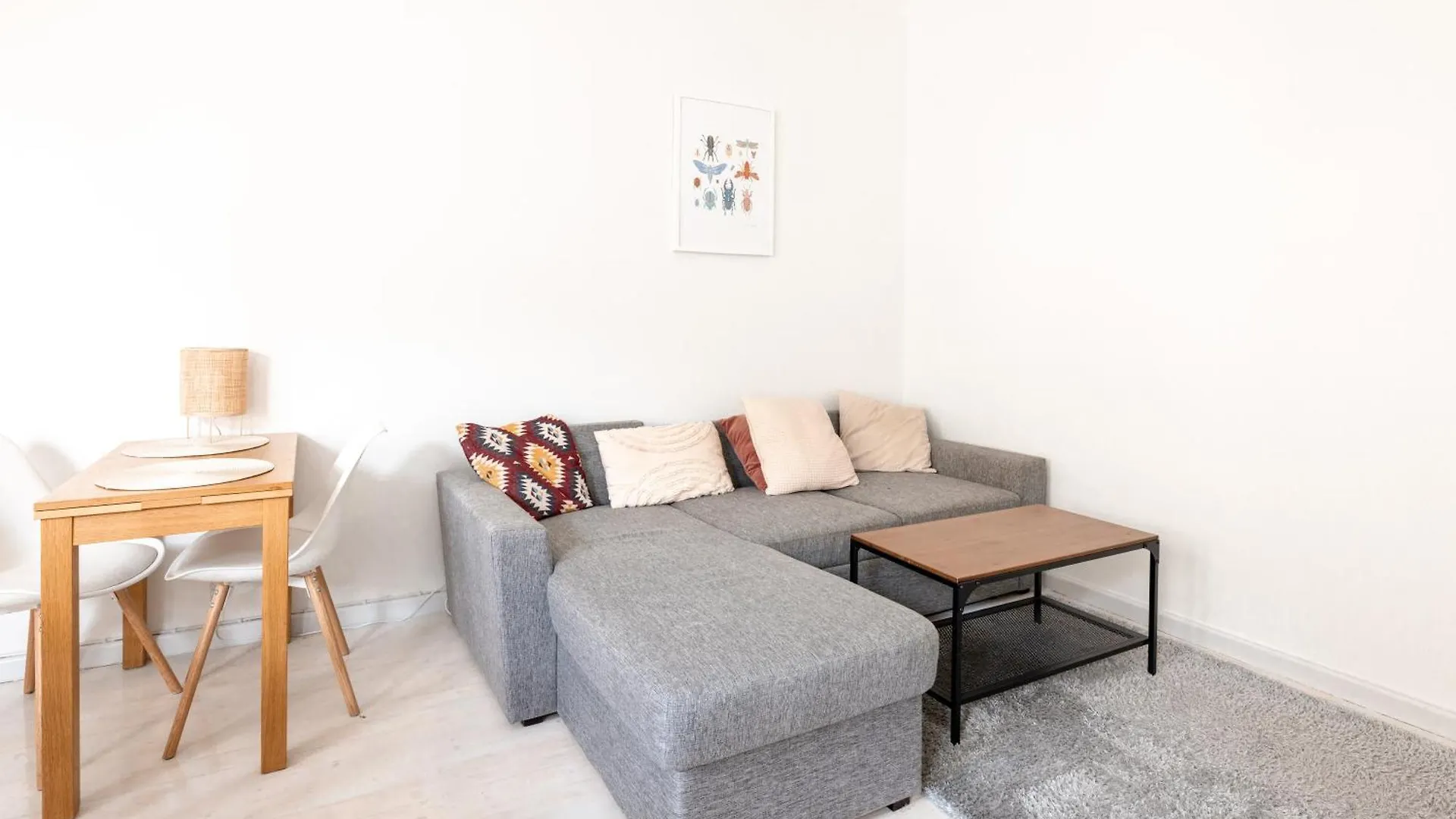 2Ndhomes Large 5 Room Apartment By The Esplanade Park Helsinki 0*,  Finland
