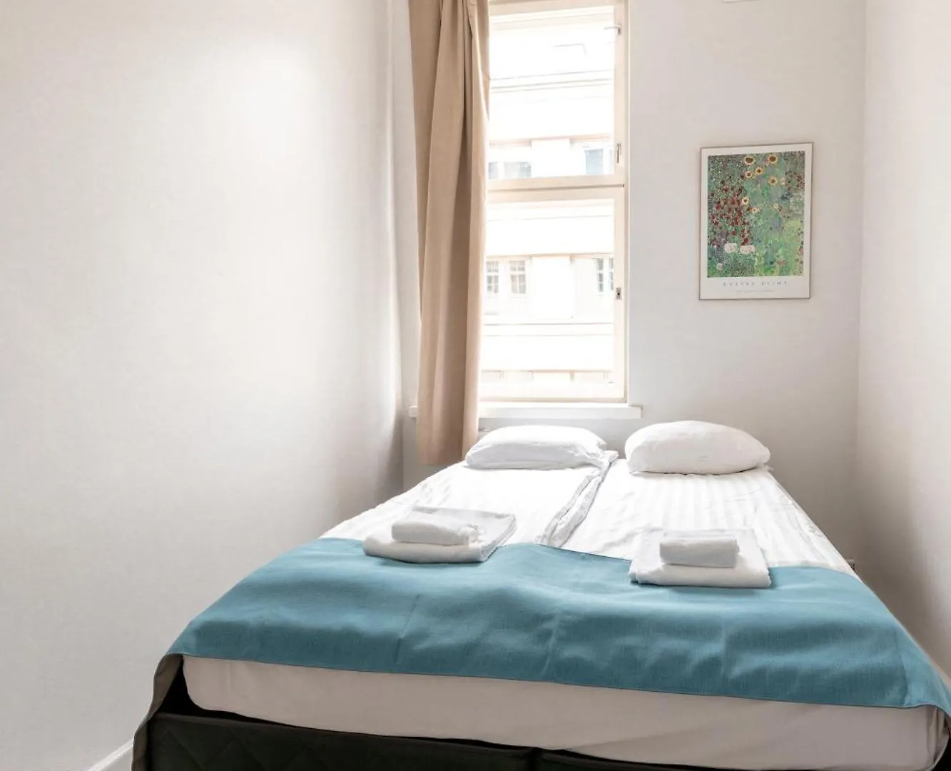 2Ndhomes Large 5 Room Apartment By The Esplanade Park Helsinki Finland